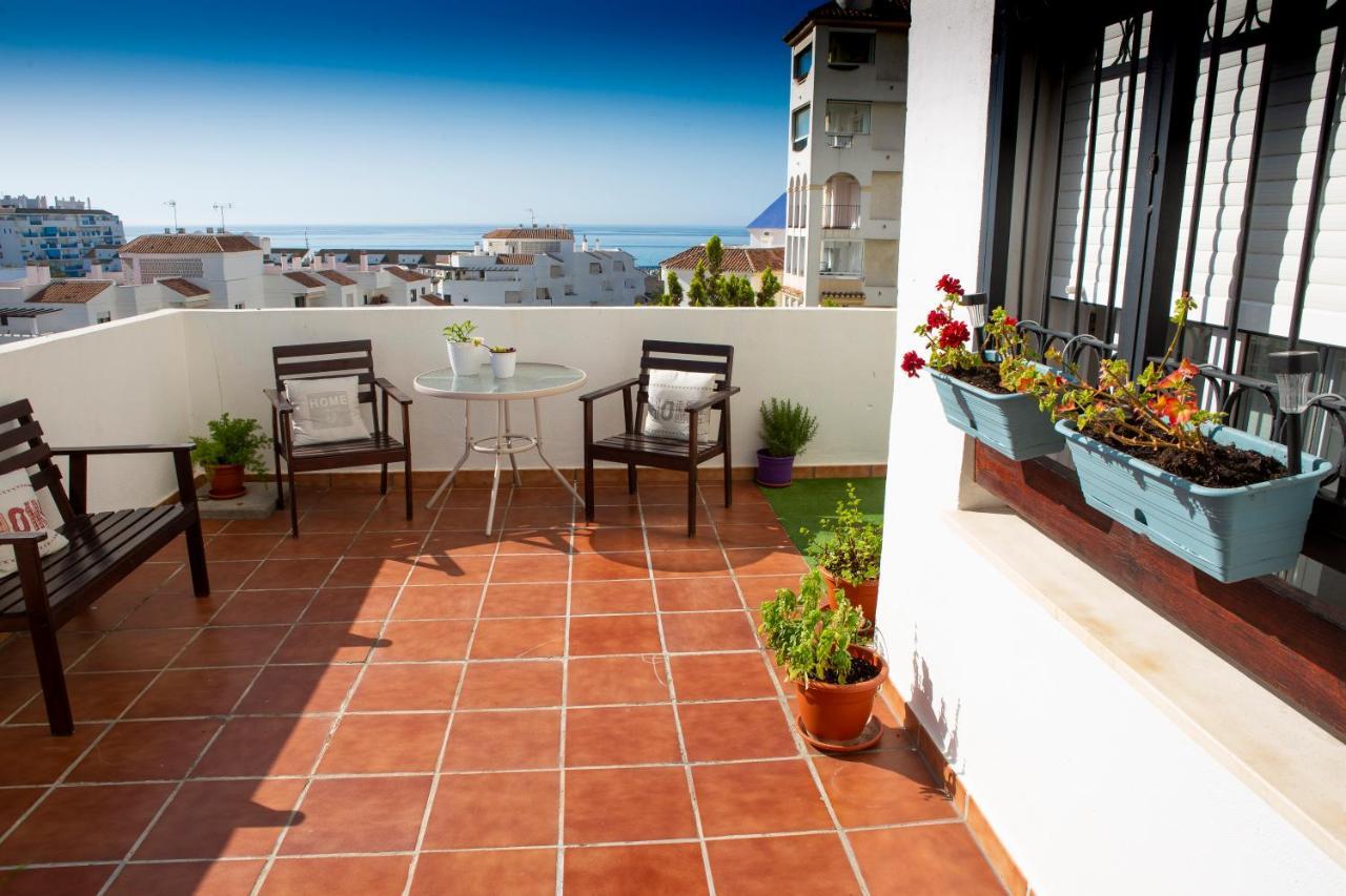 Puerto Deportivo Estepona Exterior foto