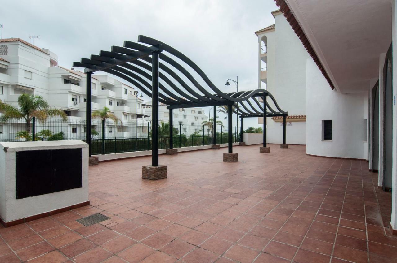 Puerto Deportivo Estepona Exterior foto